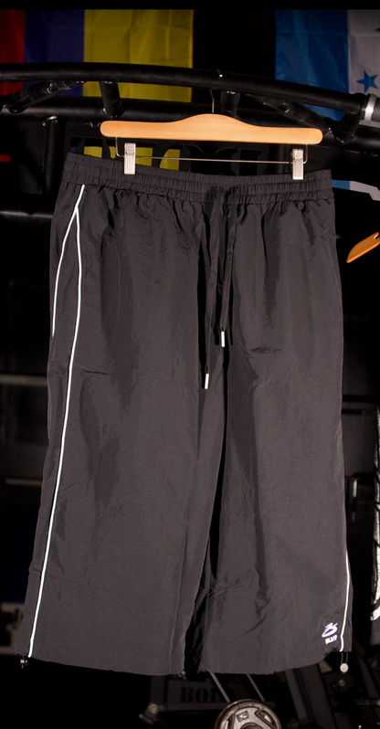 OFF SEASON 3/4 SHORTS